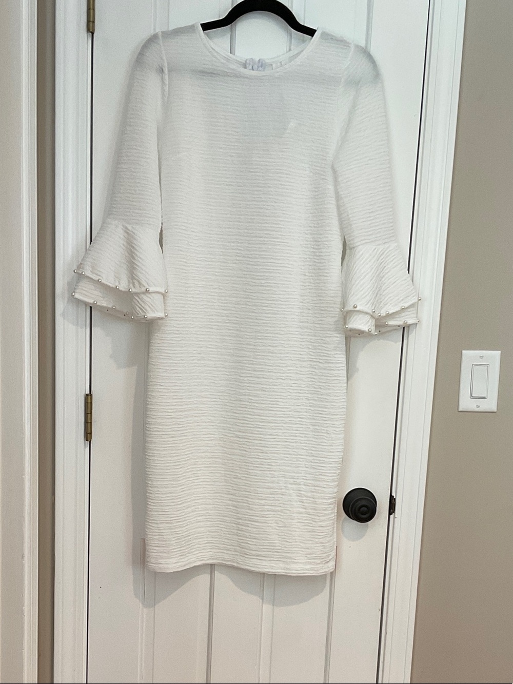 NY Collection White Textured Ruffle-Sleeve Dress